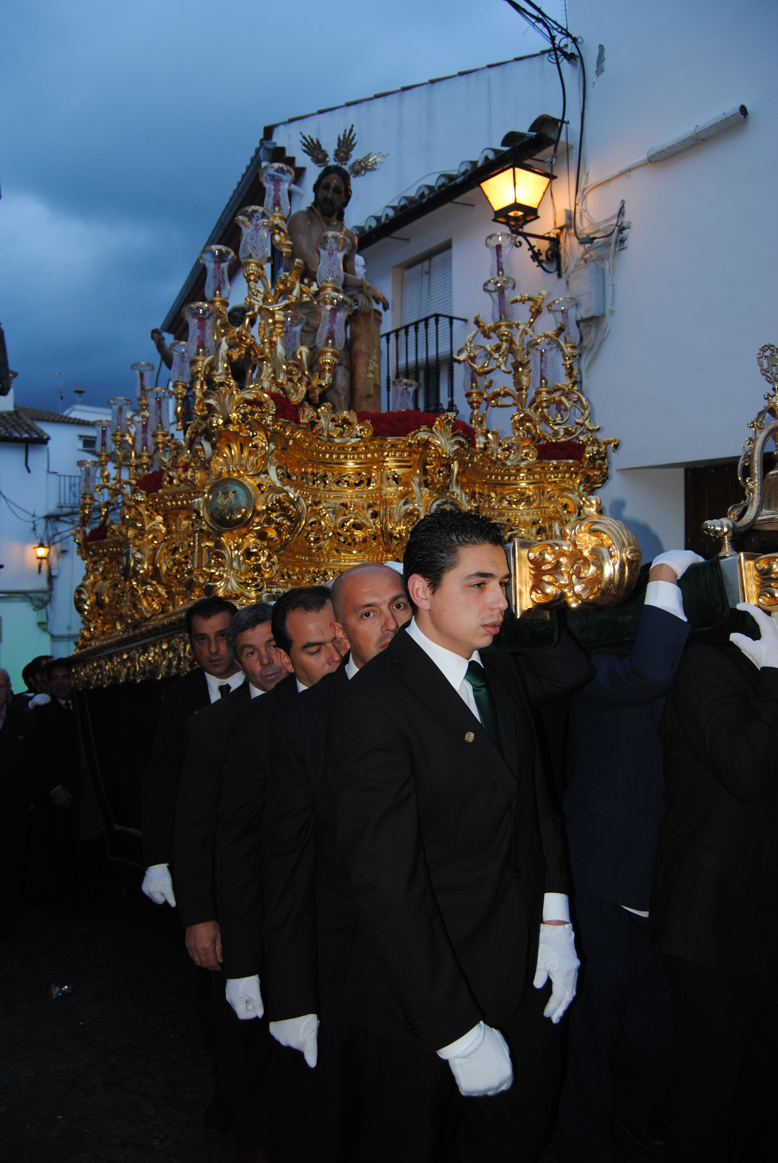 Angel Medina 2010-2012 Amarrao Trono Costaleros