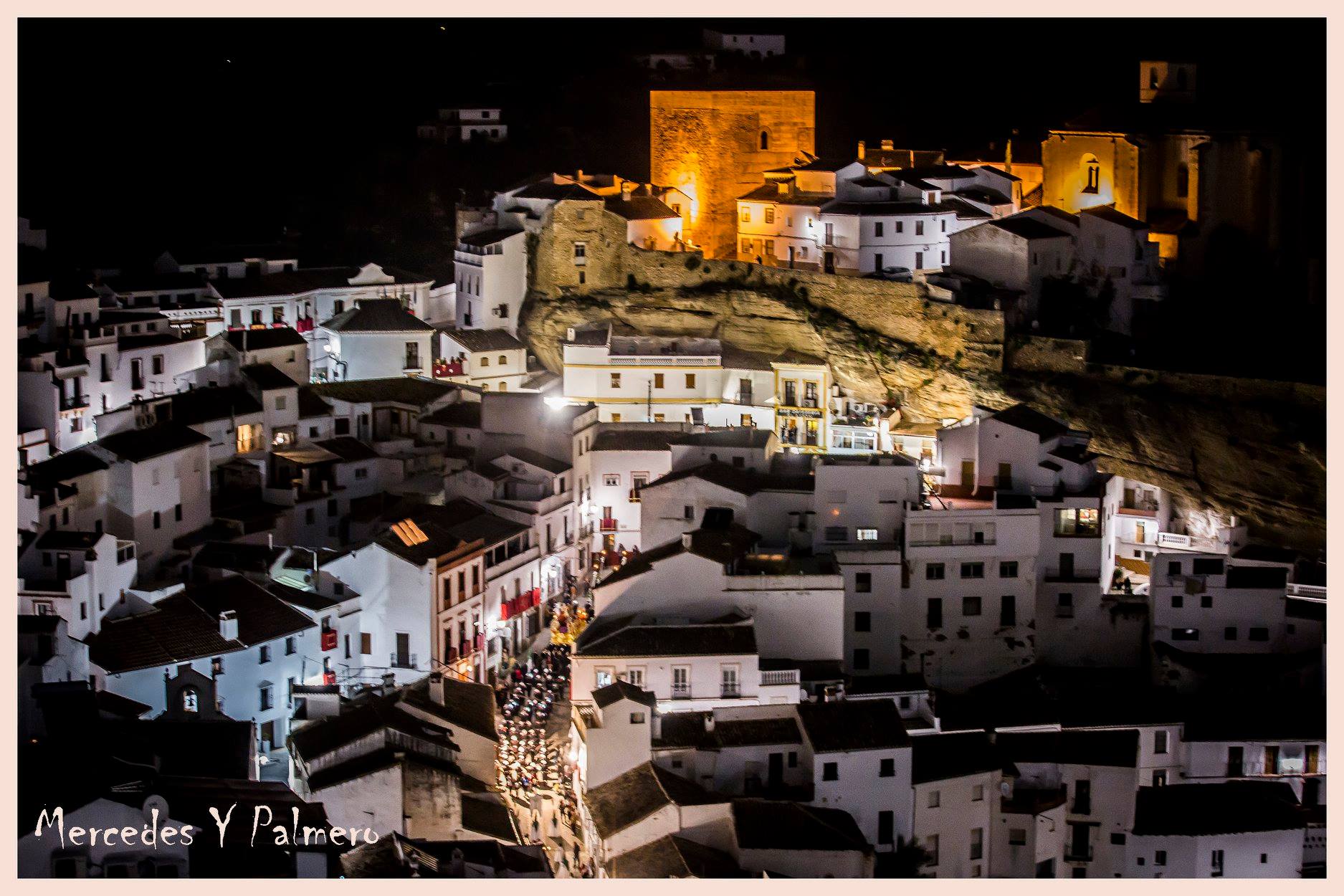 Mercedes Cebada 2018 Jueves Santo Amarrao en el pecho de la Plaza