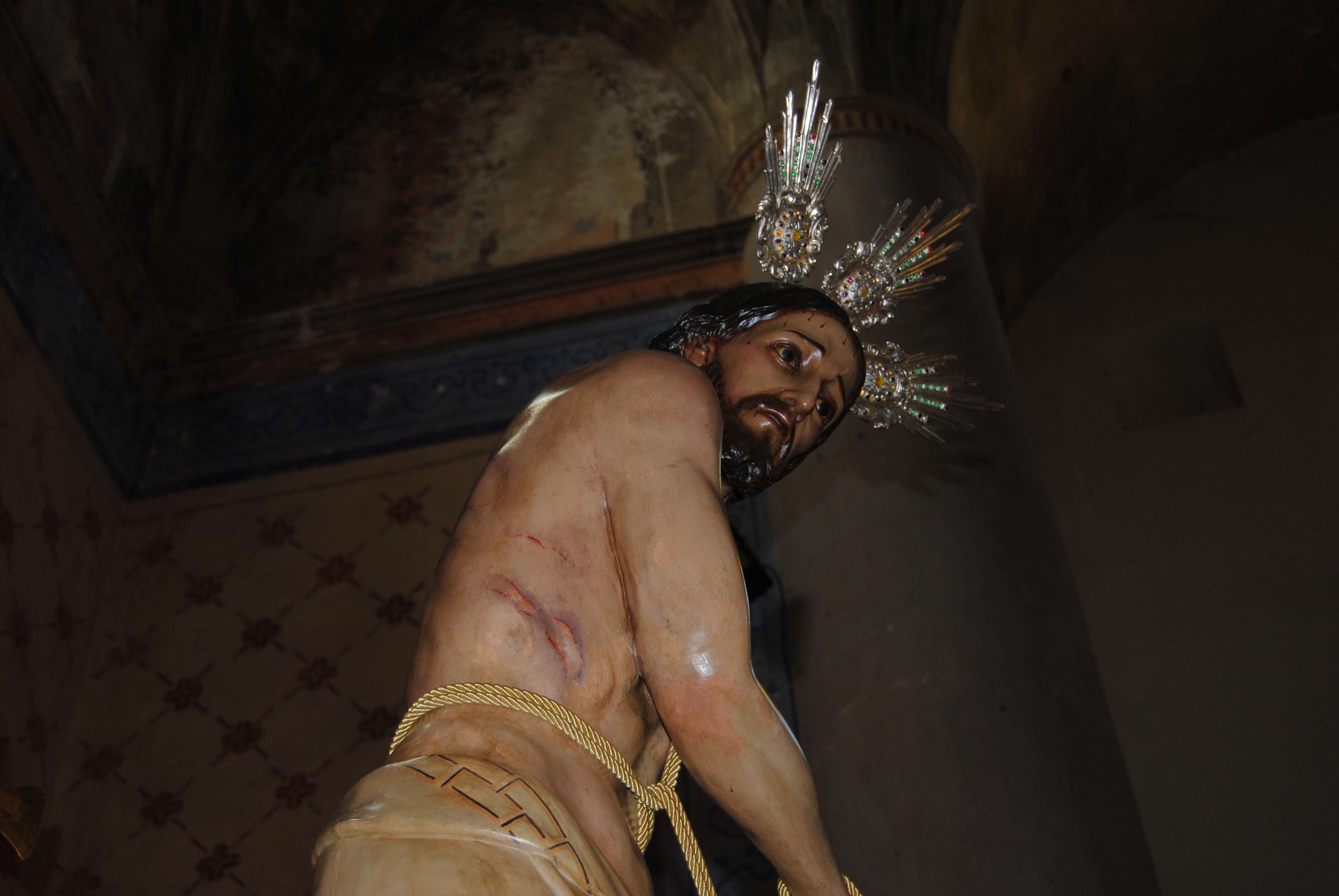 Angel Medina 2010-2012 Amarrao en la Iglesia ante de la restauración