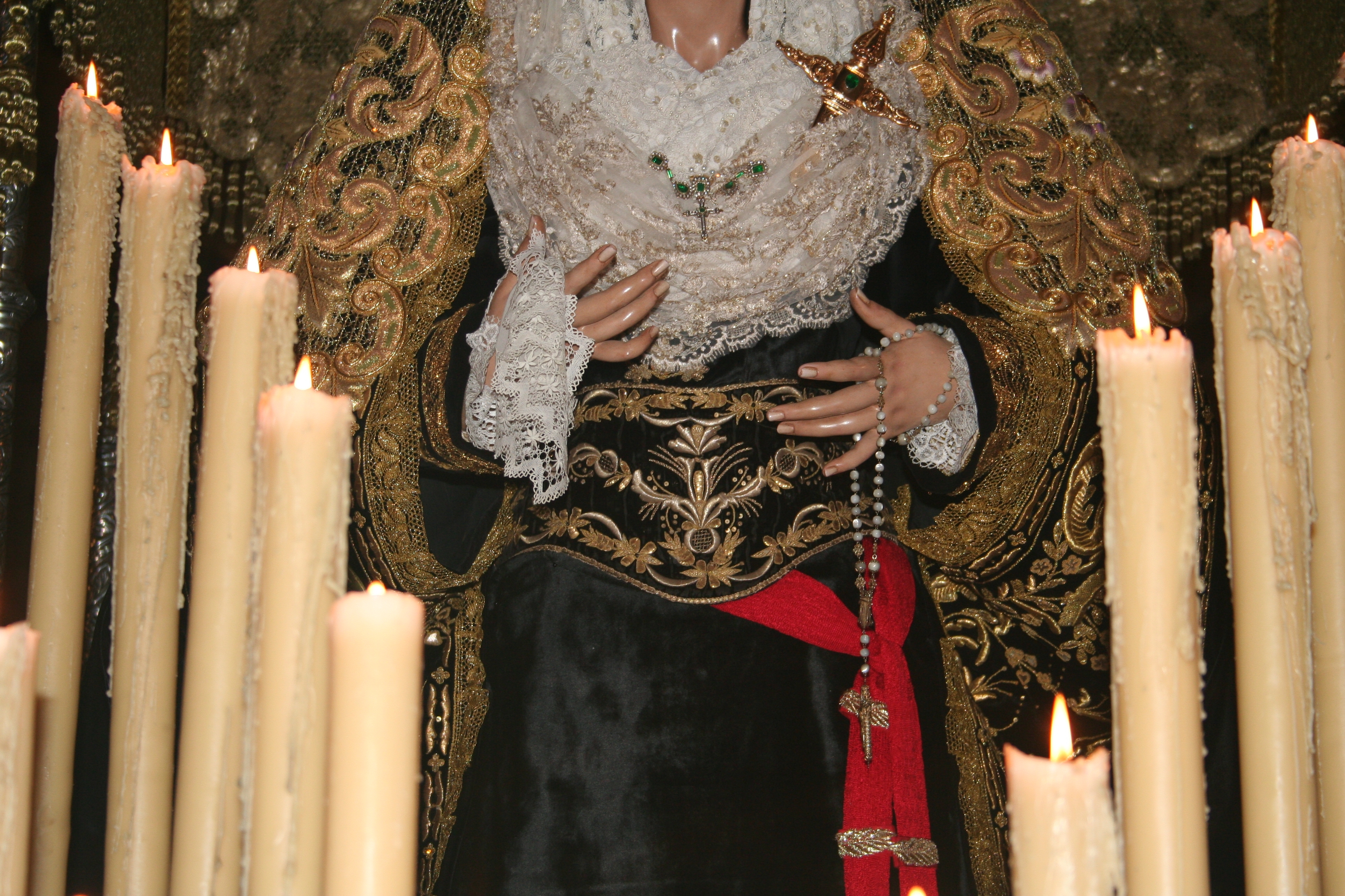 Angel Medina 2010-2012 Virgen de los Dolores Detalles