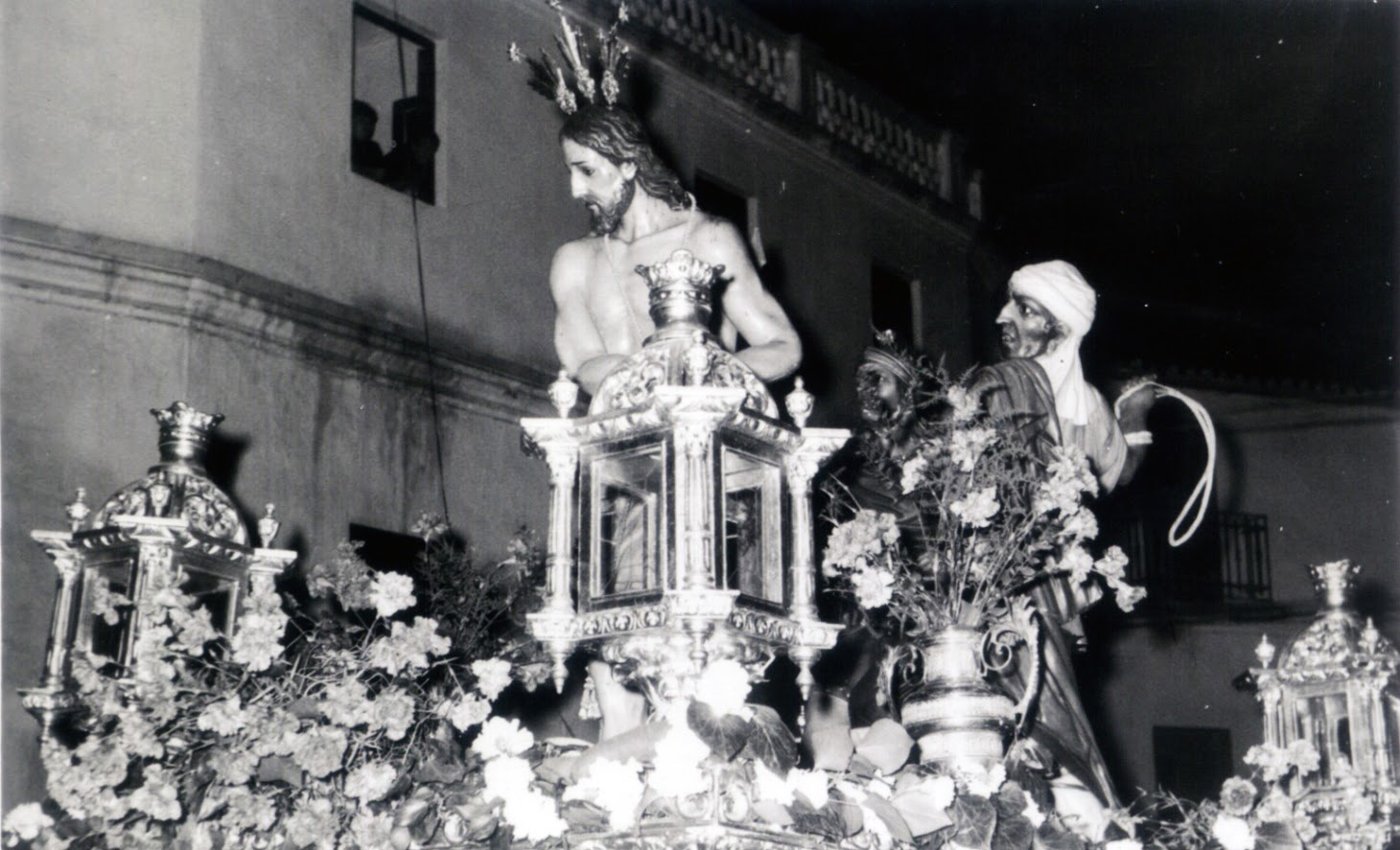 Amarrao. Archivo histórico. En la Plaza.