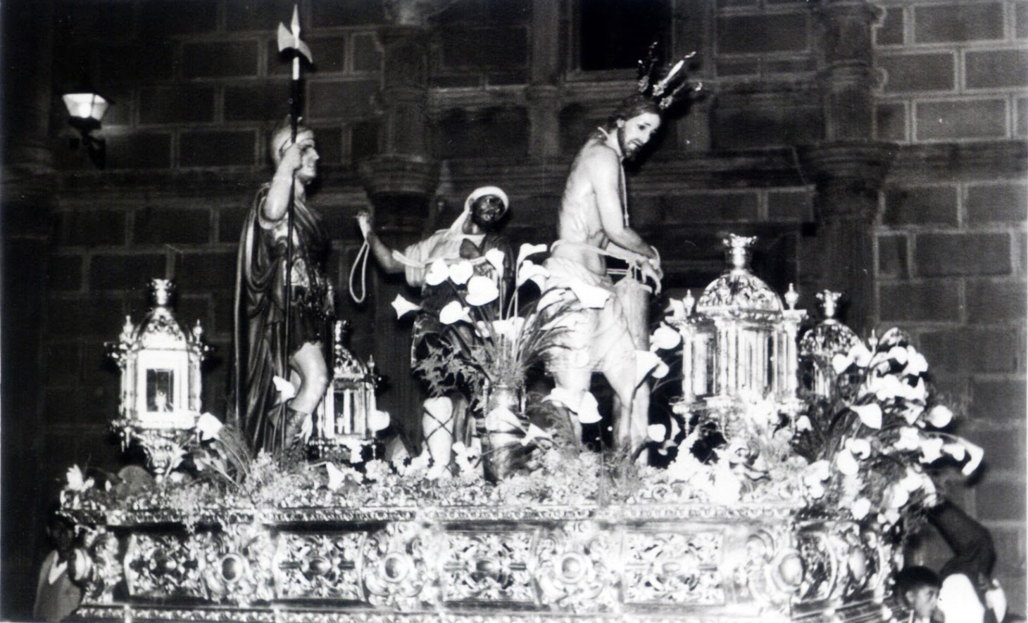 Amarrao. Archivo histórico de Los Blancos. Recogida del Amarrao en la Villa