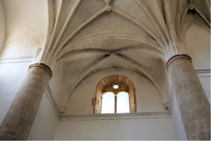 Ventanales en la Iglesia de la Encarnación. Foto: ÁNEL MEDINA LAÍN.