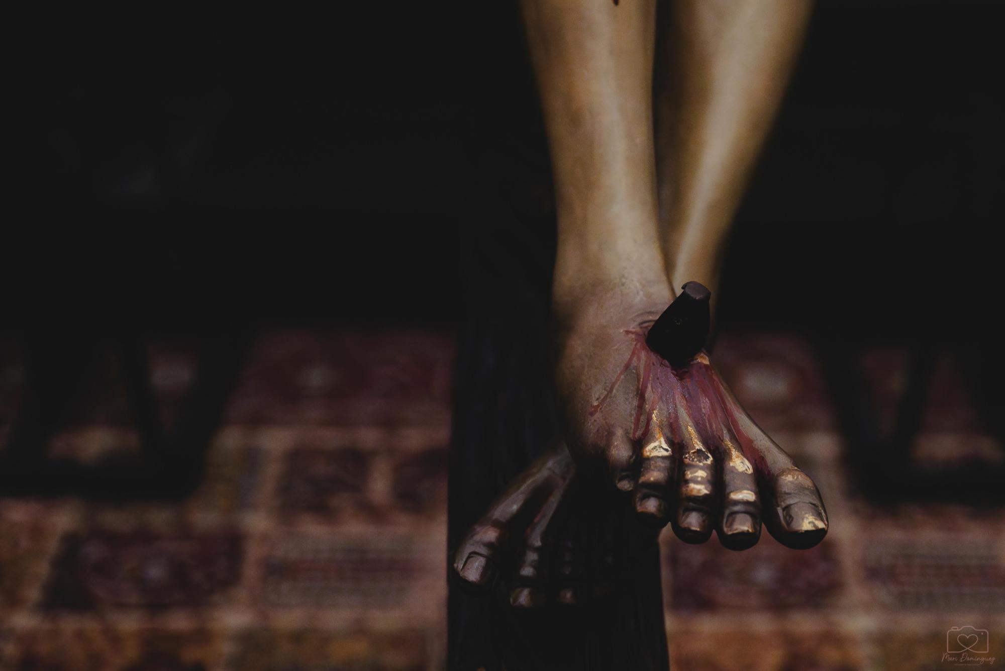 Detalle del Cristo de la Santa Vera+Cruz en la Iglesia de la Encarnación en 2024. Foto: MARI DOMÍNGUEZ.